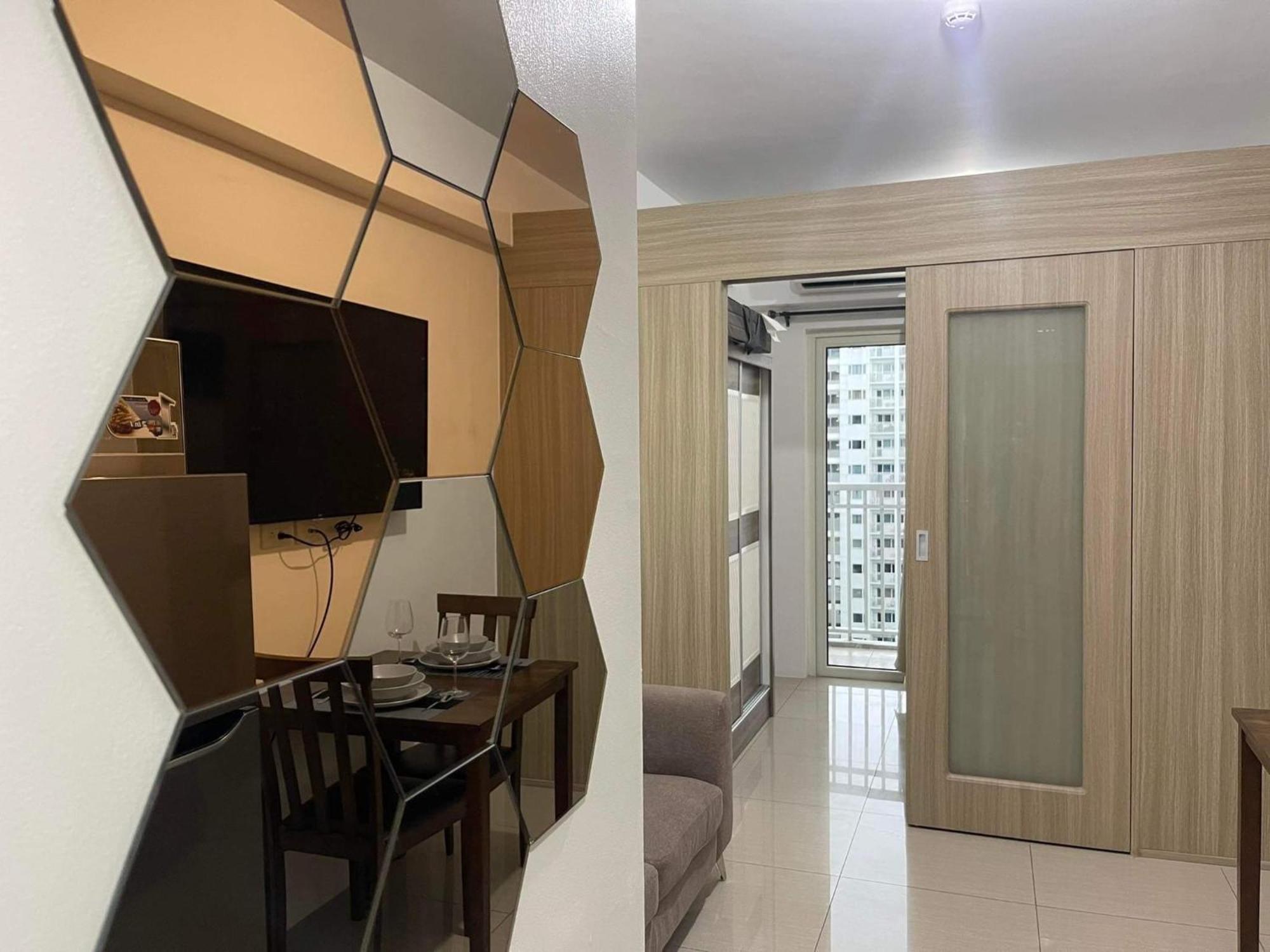 Shore 1 & 3 Residences Moa 1Br With Balcony By Darpm Manila Exteriér fotografie