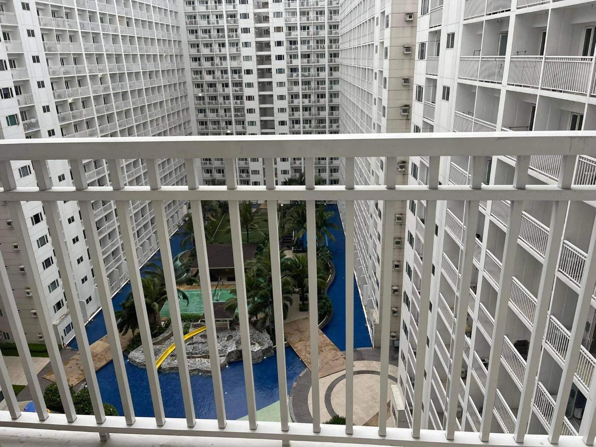 Shore 1 & 3 Residences Moa 1Br With Balcony By Darpm Manila Exteriér fotografie