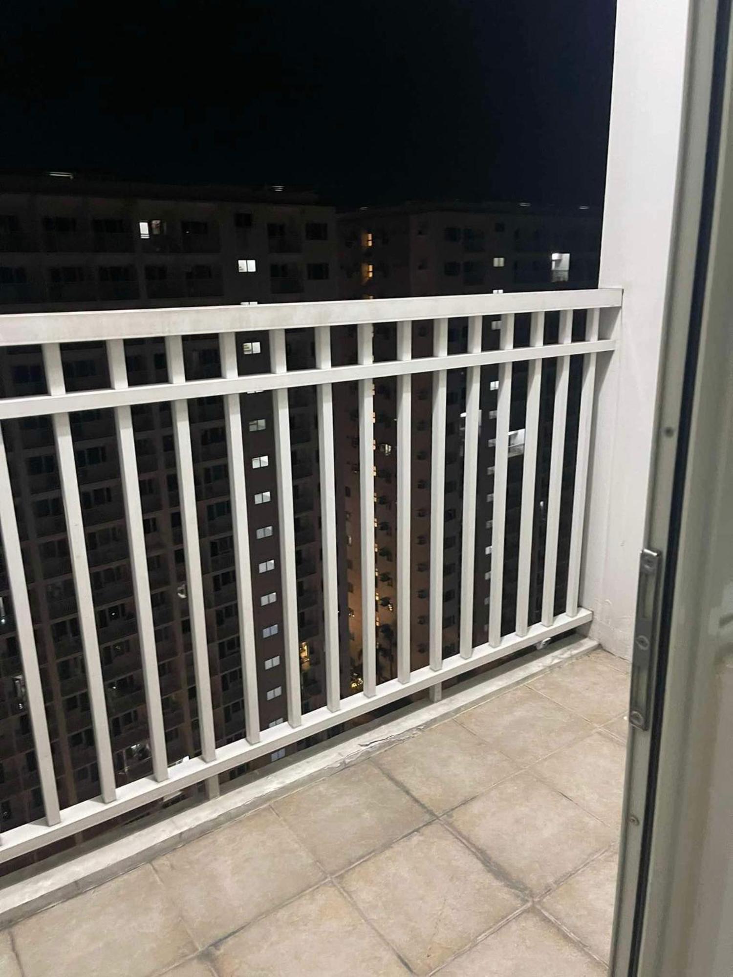 Shore 1 & 3 Residences Moa 1Br With Balcony By Darpm Manila Exteriér fotografie